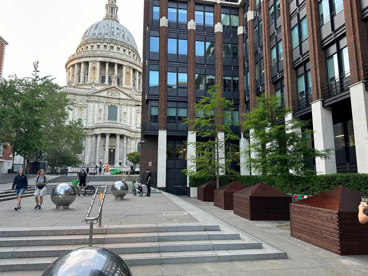 Security planters for London Bridge and St Paul's Cathedral